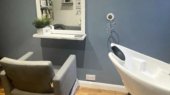 Jo Steele Hairstylist