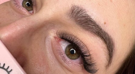Z.F Beauty Lashes image 2