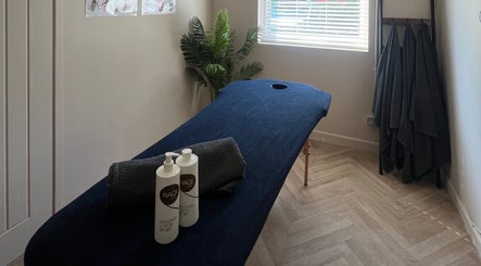 Cj Therapy