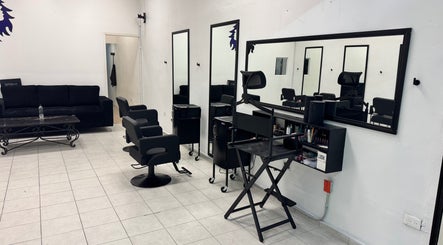 Salon Efrain
