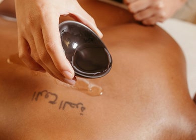 Massage relaxant à Equilibre & Harmonie by FD, Pierrelatte, Auvergne-rhône-alpes, FR pour un bien-être parfait.