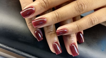 MissVee Nails image 2