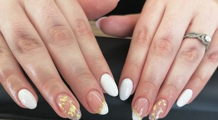 MissVee Nails image 3