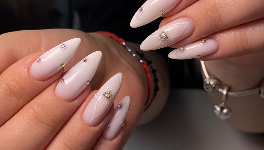 Fatii Nailss image 1