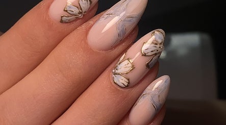 Fatii Nailss image 2