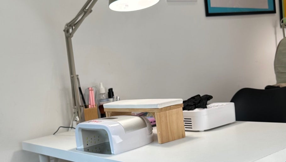 Hình ảnh 1 của AleNailsStudio