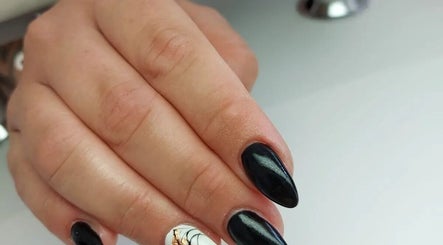 Helena's Nagelstudio image 2