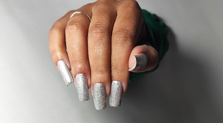 Tatiane Tonidandel Nail Designer