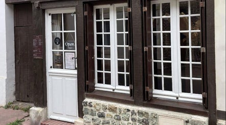 Mel Beauty Artist, bilde 3