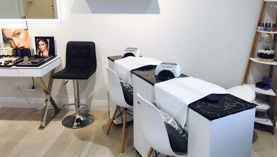 Immagine 1, Remadee Spa at Hillcrest Pharmacy