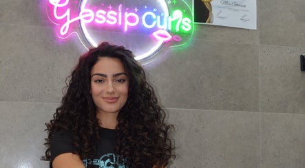 Gambar GossipCurls 2