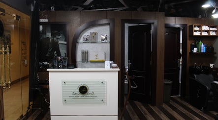 Royal Man Cave Gents Salon L.L.C