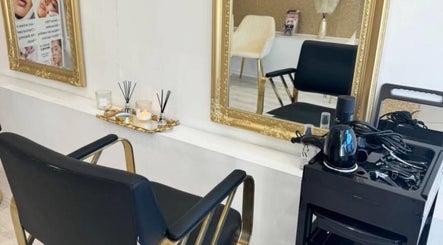 Image de Hair By Rach at Virtue Aesthetics 3