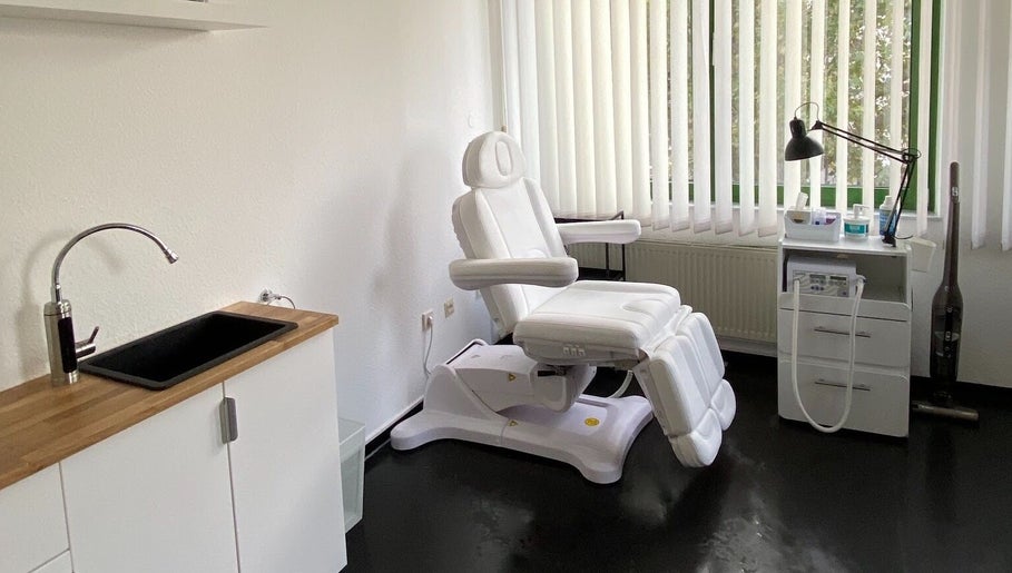 SOLO Ästhetik Studio image 1