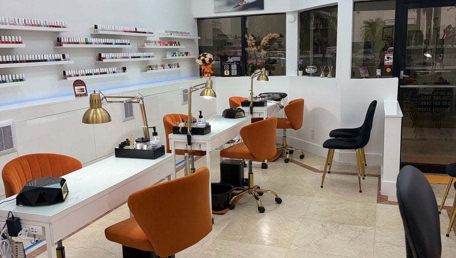 365 Cute Studio slika 1