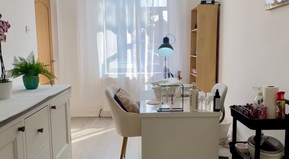 Bright and inviting nail station at Luxe Nails Lounge, Southend-on-sea, England, GB.