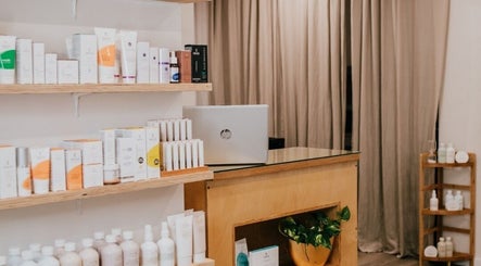 Elevate Beauty By Lisa