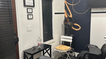 Y Land’s Grooming & Style Co. image 3