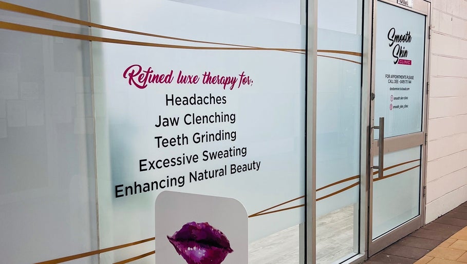 Entrance of Smooth Skin Clinic in Esperance, Western Australia, AU showcasing therapy services.