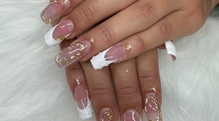 Lux Nails, bilde 2