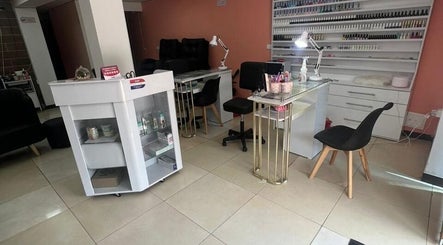 Wowlass Uñas Cejas Y Pestañas