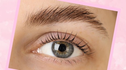 Eye Candy Lashes image 3