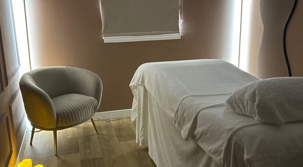RS Skincare image 3