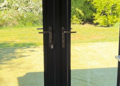 View from RS Skincare's window showing lush greenery in Cumbernauld, Scotland, GB.