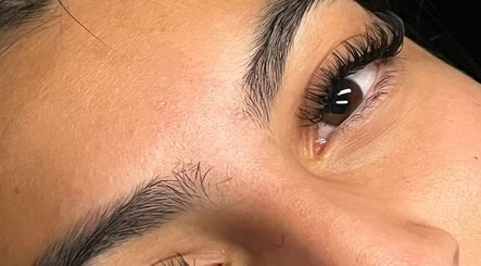 Styledby.eve_ image 2