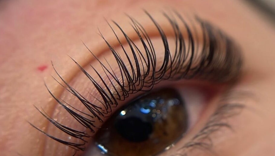 Brows & Lash - Quirya Parra image 1