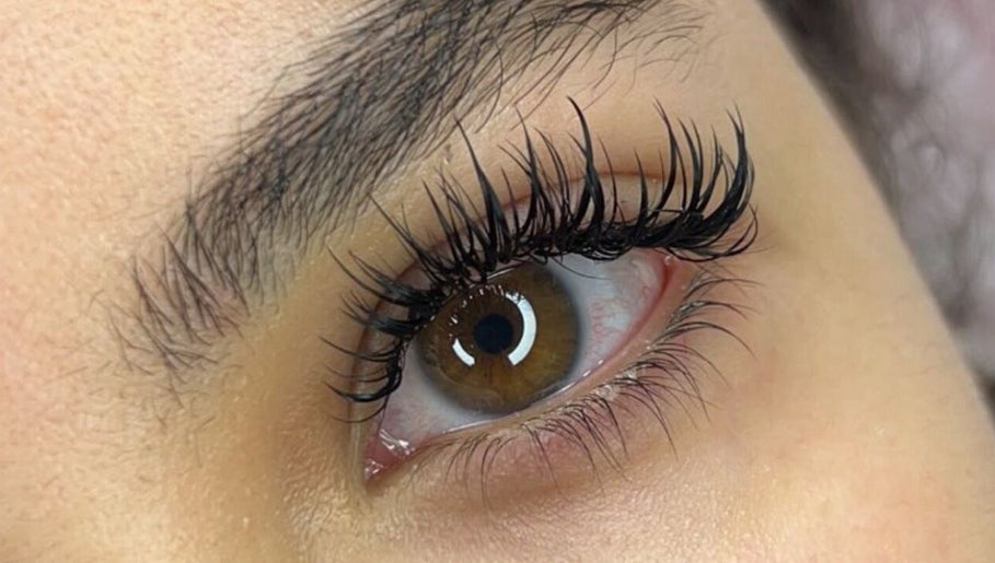 LashesByMaria image 1