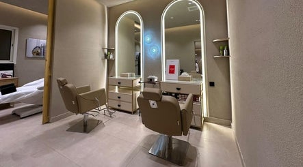 La Beau Salon