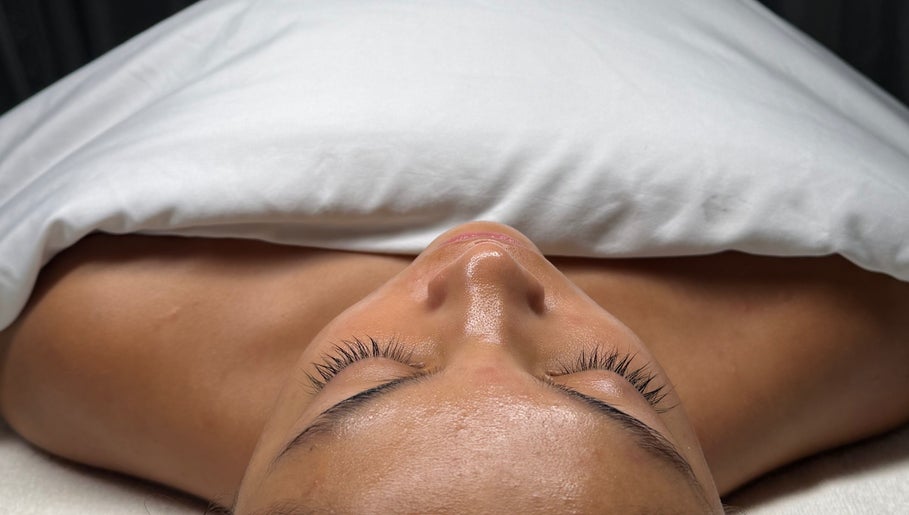 Relaxing facial treatment at Delisse Spa - Monsey, Spring Valley, New York, US. Serene and rejuvenating.