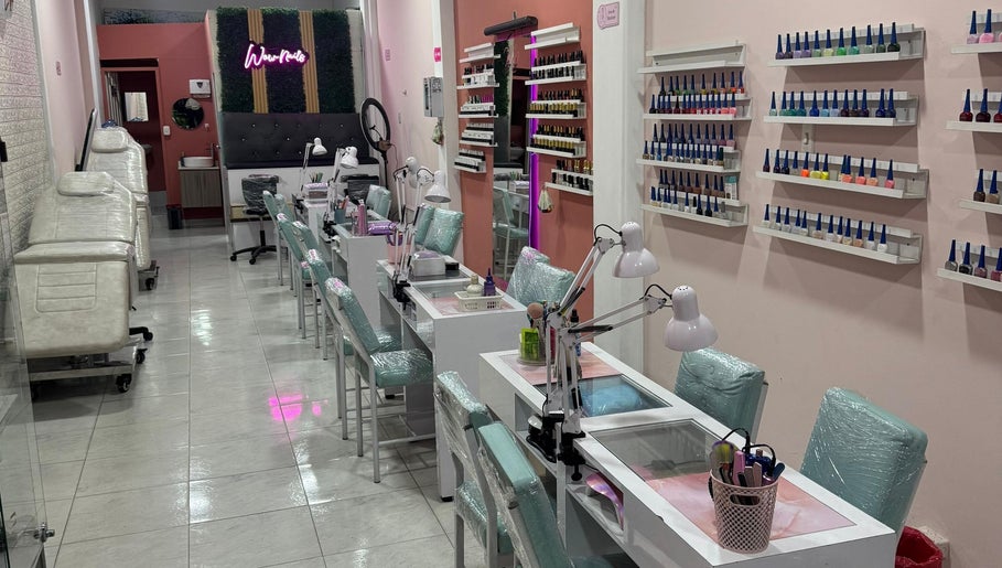 Wowlash uñas cejas y pestañas sede Alamos image 1