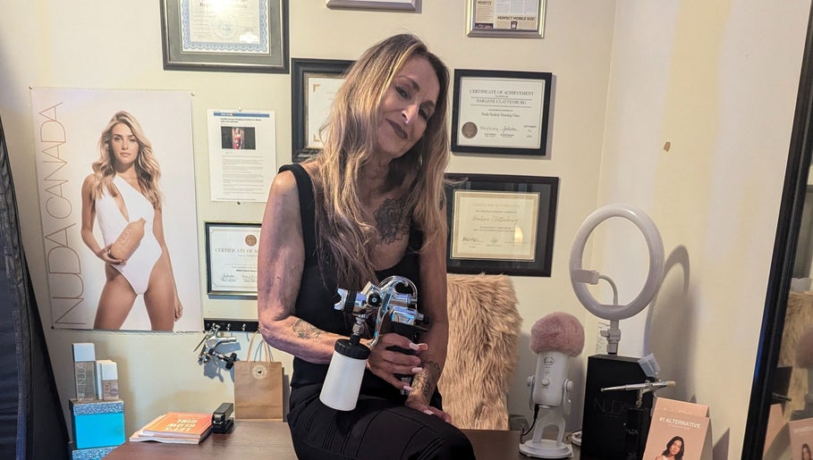 Εικόνα Liquid Sunshine Spray Tan & Educator 1