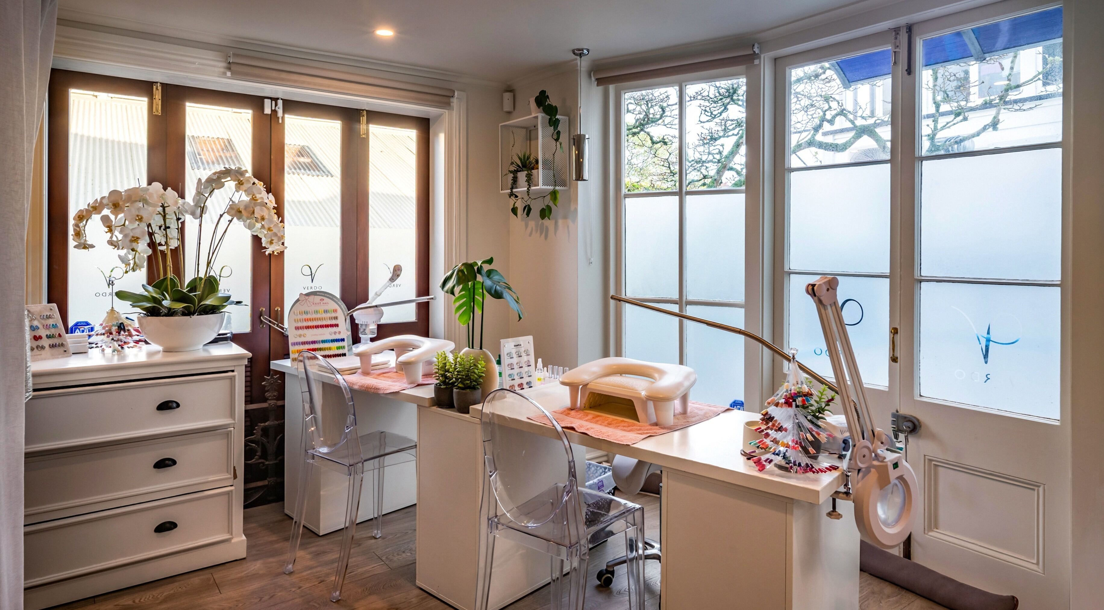 Verdo Beauty Parnell offers a tranquil nail area with stylish decor in Auckland, Auckland, NZ.