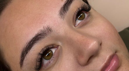 Peachy Lash Bar, bilde 2