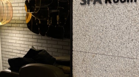 준오헤어 압구정로데오１호점 изображение 3