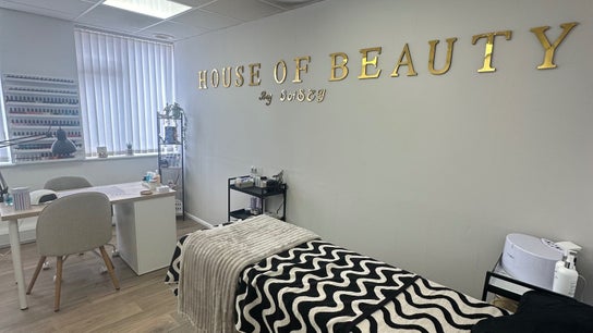House Of Beauty By Casey Thomas