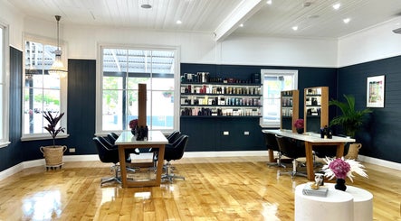 L'Artiste Coiffeur