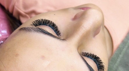 Aline peruzzi lash designer, bilde 3