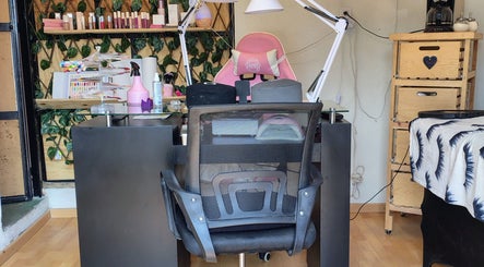 Manicure Studio, bilde 3