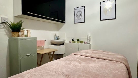 Alfiya-Jane Laser House
