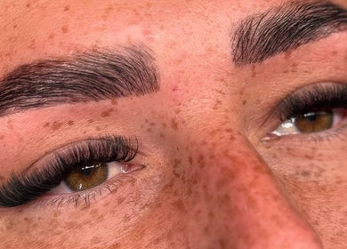 Close-up of expertly crafted eyelashes at The Lash Hut, Larkhall, Scotland, GB.