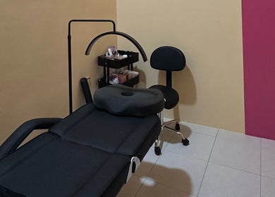 Serene treatment room at Bout That Beauty in Kuantan, Pahang, MY, featuring a comfortable massage table.