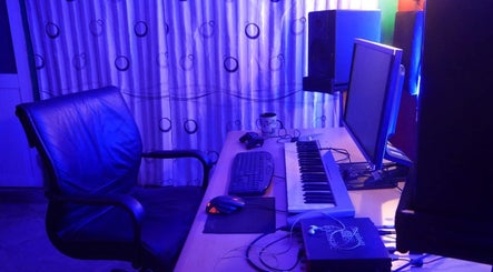 É Top Studio image 3