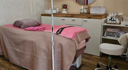 Hình ảnh 2 của Kosmetické studio byMi