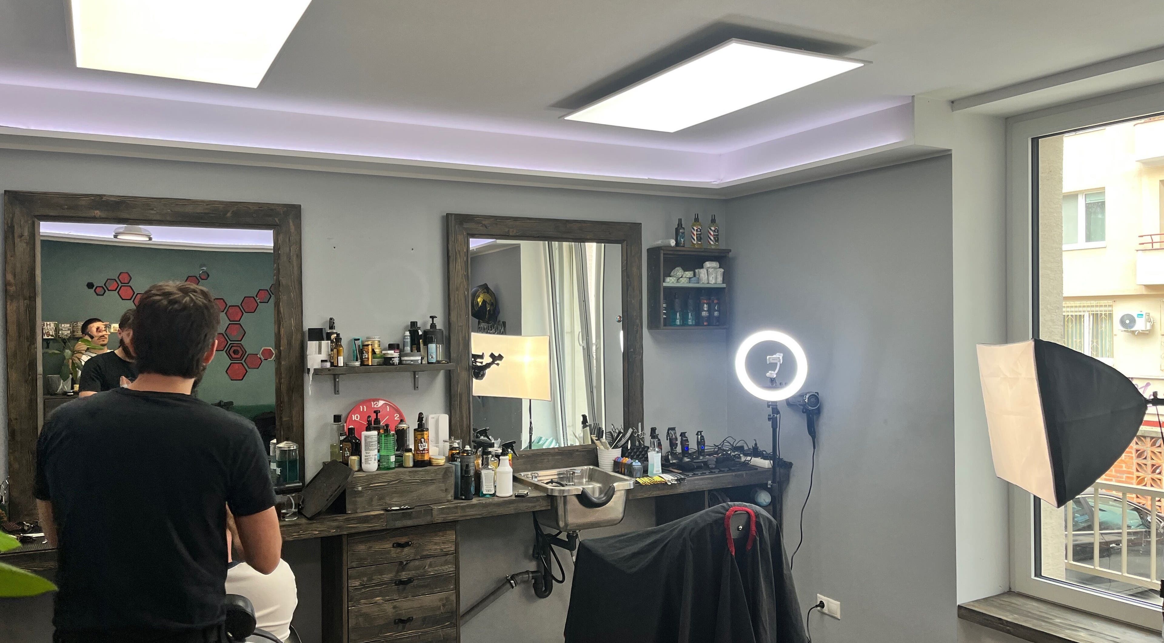 Stylish salon setup inside CutzByMc (Fleur Studio) in Bratislavský Kraj, Bratislavský Kraj, SK.