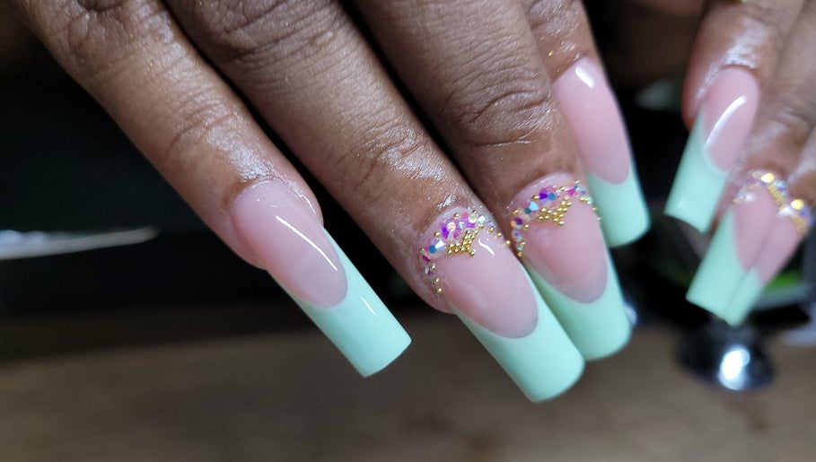 Tipp'd Nails Co. image 1