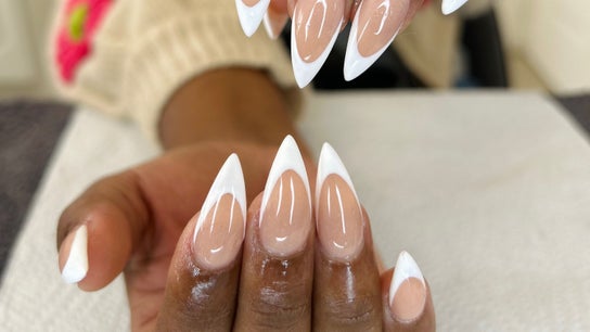Gloow Nails